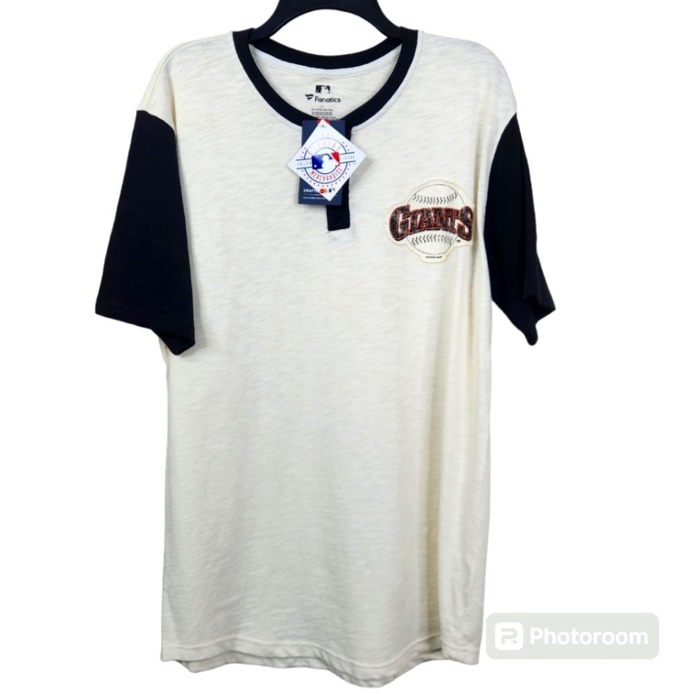 NEW Deadstock Fanatics San Francisco Giants Short Sleeve Henley Baseball Tee L